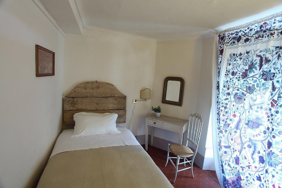 Piazza Castello Apartment *